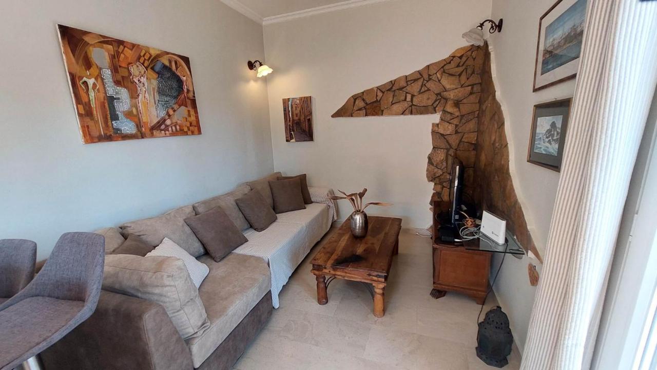 Alex Apartment เปรามา ภายนอก รูปภาพ